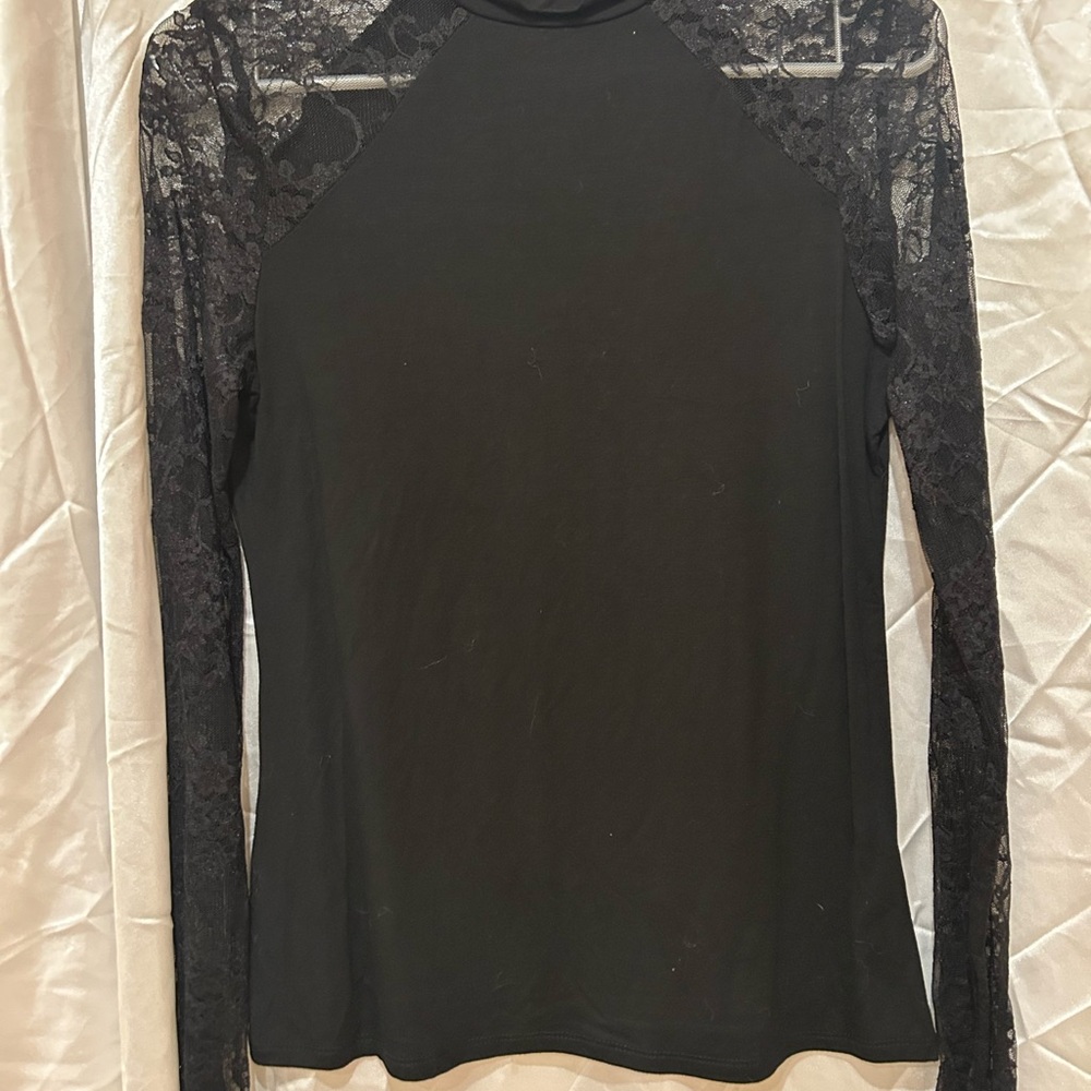 SHEIN Black Fitted Blouse with Long Sleeves and Lace Detail